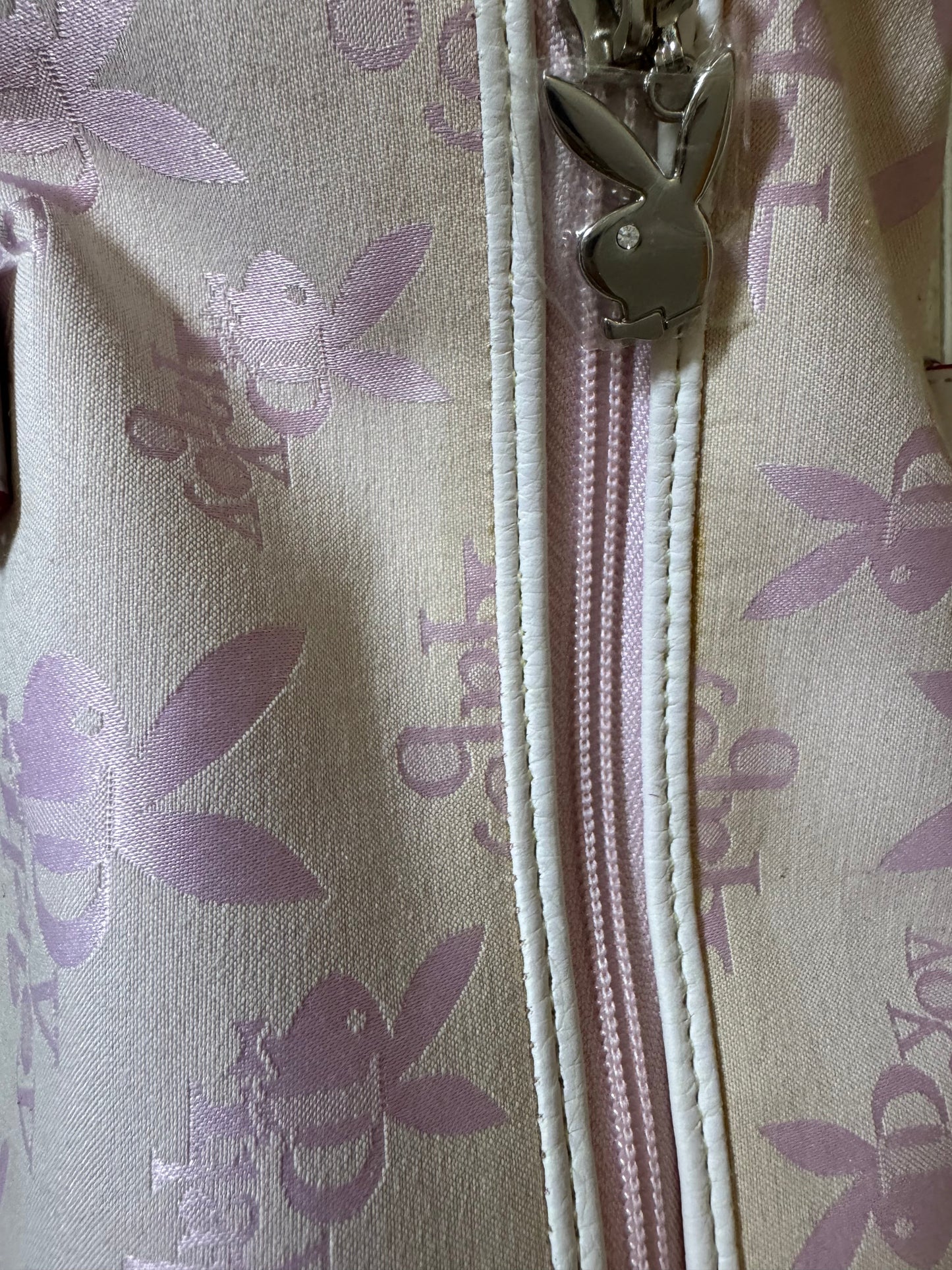 Bowling Style - Playboy